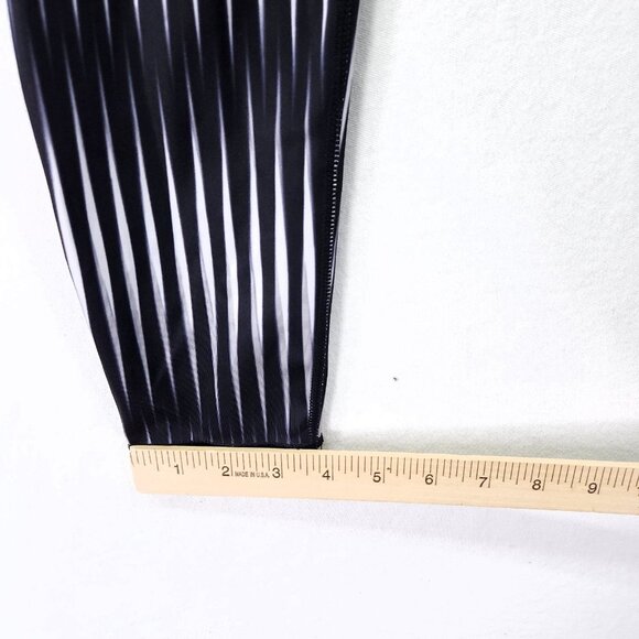 Ivy Park Women's Allover Print Leggings Size Medium - Picture 7 of 12